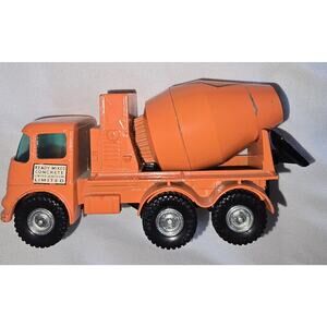 MATCHBOX King Size K-13 Ready Mix Concrete Truck ORANGE Rotating Drum LESNEY